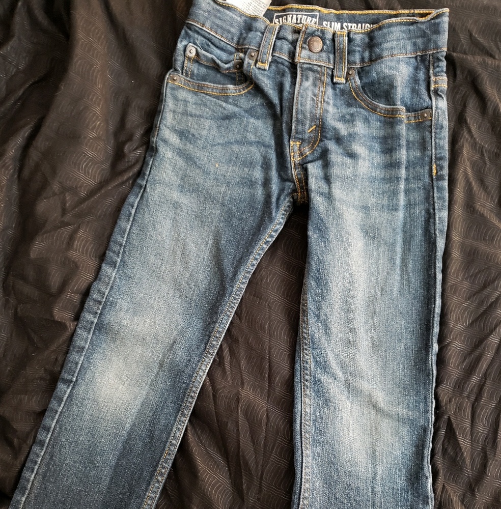 Boy's size 7 Signature Levi Strauss Jeans